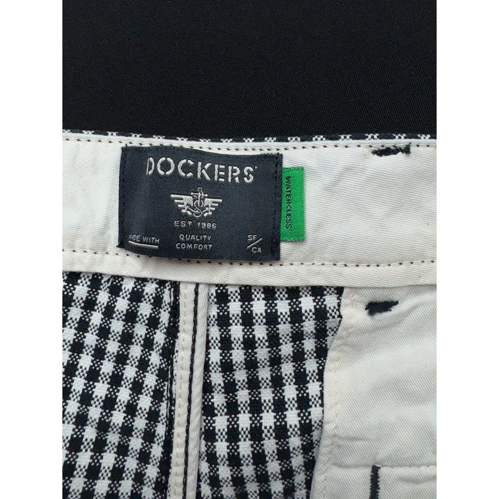 NWT Dockers Waterless Pleated Pants Gingham Mens 36x28 Black‎ White Check - Picture 5 of 14